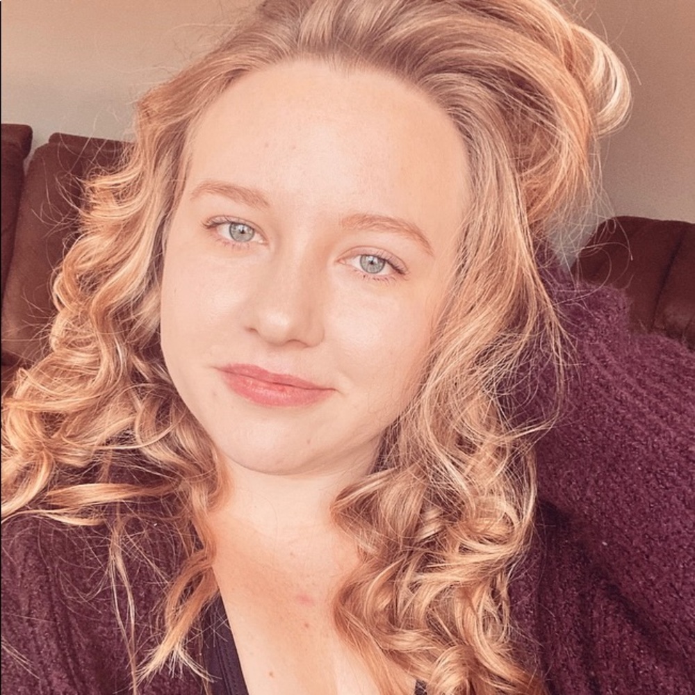 Meet your Posher, Candice